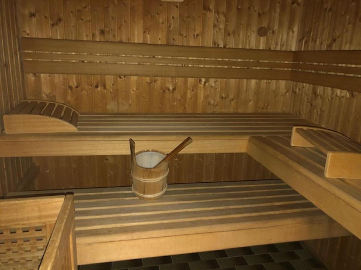 Apartamento Pied-A-Terre In Crans-Montana, Pool And View - Swiss Alps Exterior foto